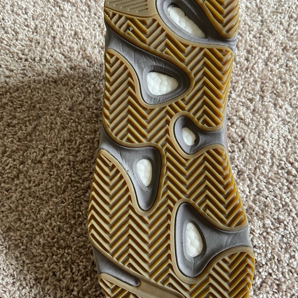 Yeezy 700 ‘Muave’ V2 Size 14 - Picture 13 of 14